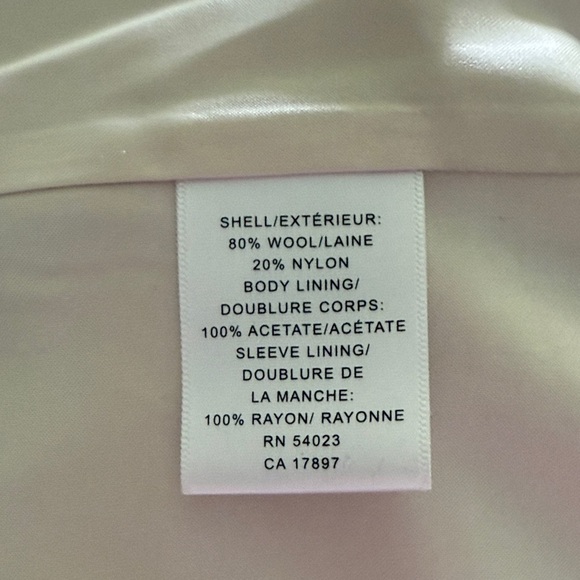 Banana Republic Beige Women's Long Coat - Picture 16 of 16